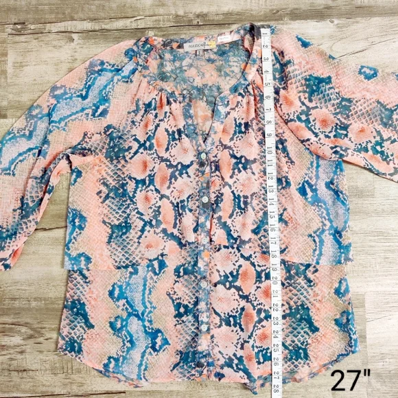 Anthropologie Figuerca & Flower Art to Wear V-Neck Sheer Blouse Animal Print L - Picture 6 of 9